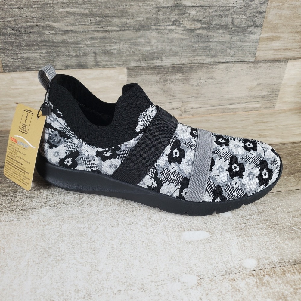 Spenco Karma Womens Shoes Sz 7.5 B Running Black Floral Stretch Slip On Sneakers